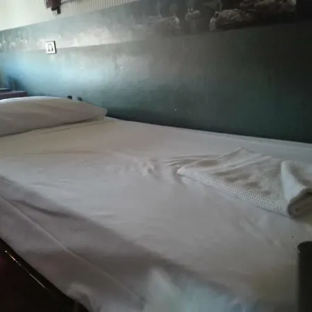 Bed & Breakfast Stazione Centrale Affitta *